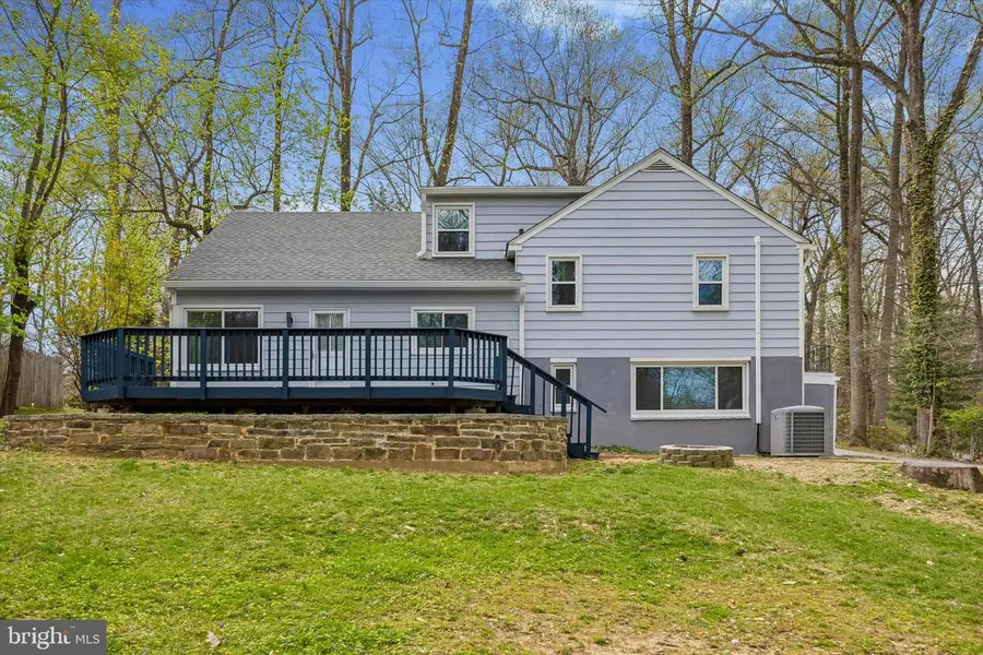 699 W Valley Rd, Wayne, PA 19087 - #3