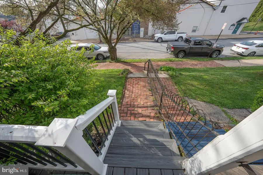447 W Gay St, West Chester, PA 19380 - #3