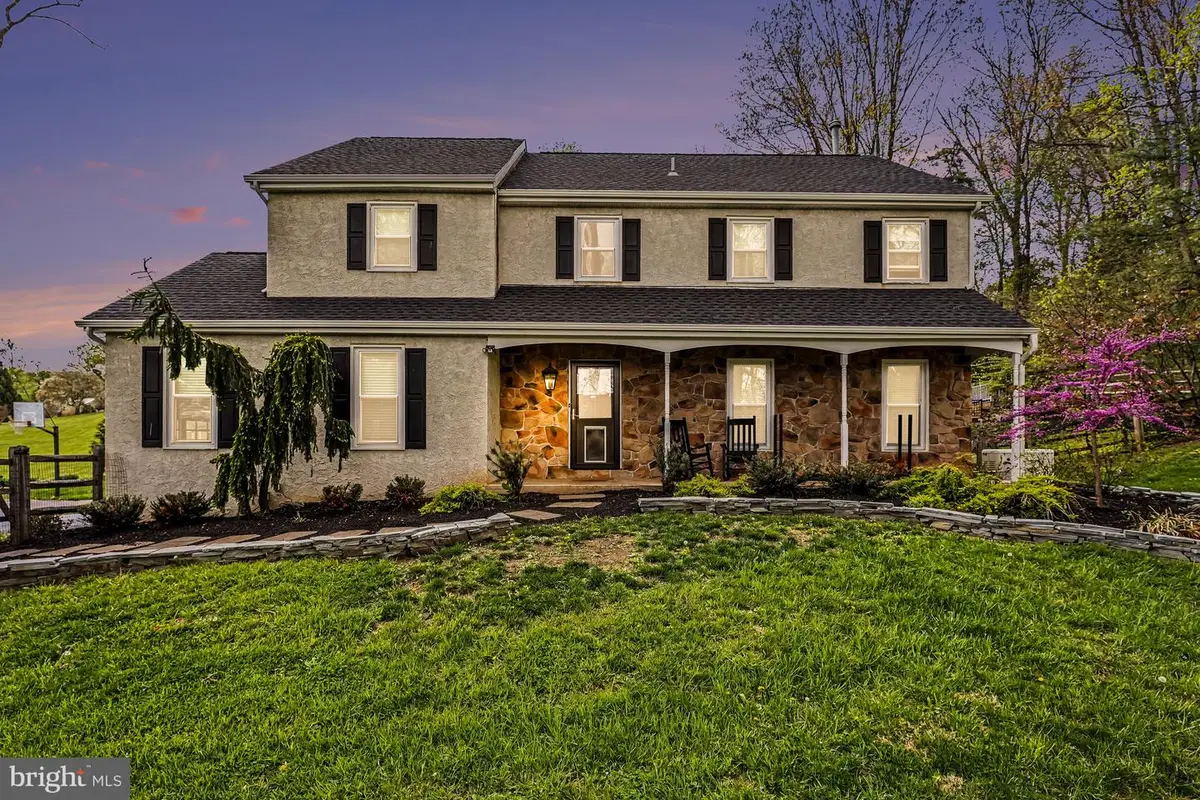 1102 Lantern Cir, Phoenixville, PA 19460 - #1