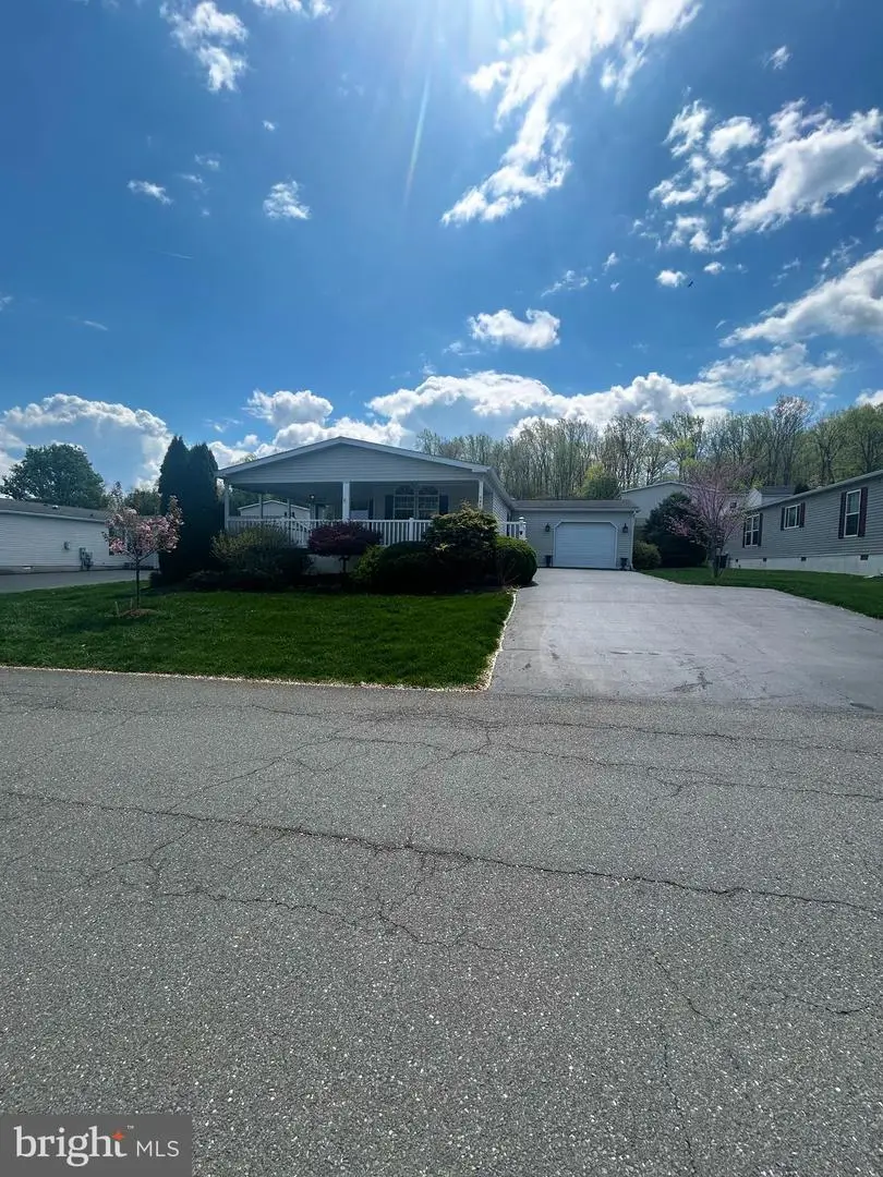 548 Conestoga Dr, Coatesville, PA 19320 - #2