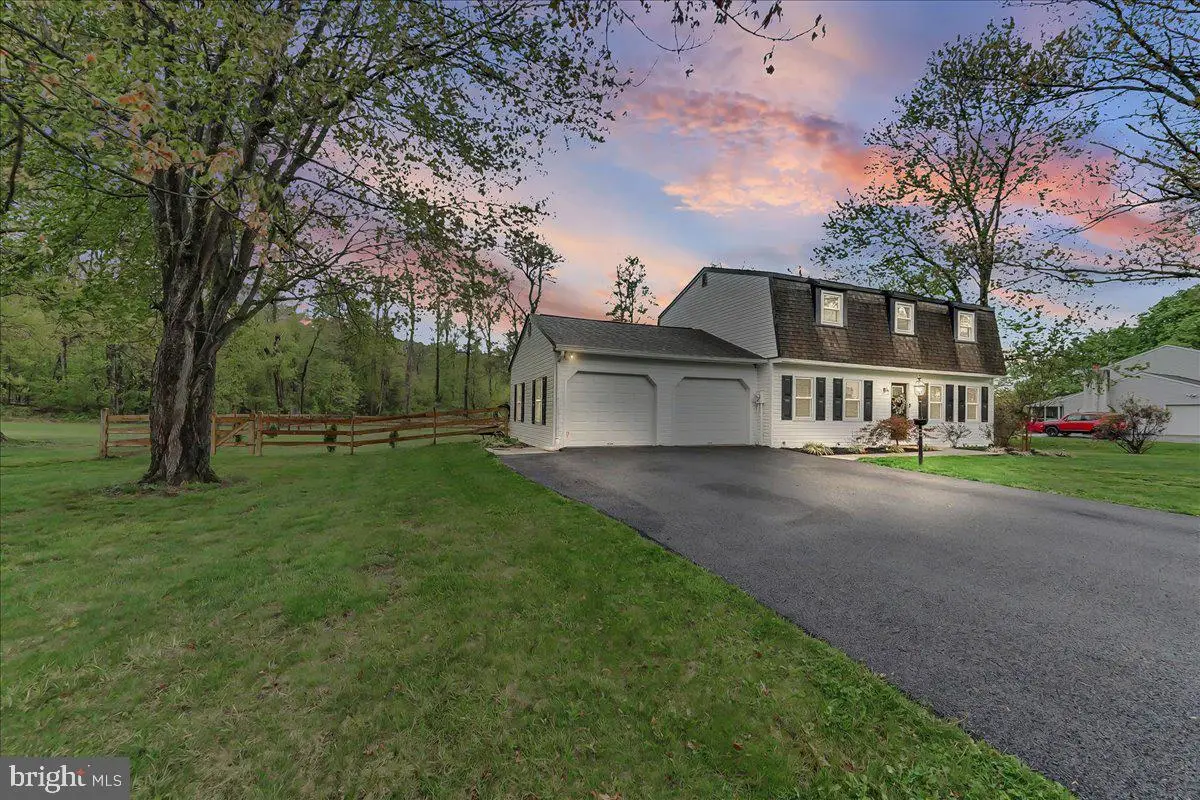 772 Hunters Run Rd, Pottstown, PA 19465 - #1