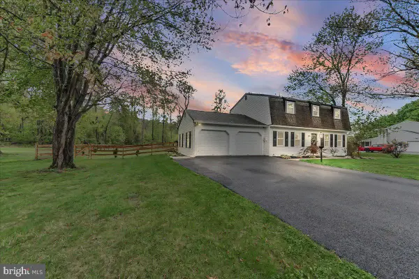 772 Hunters Run Rd, POTTSTOWN, PA 19465