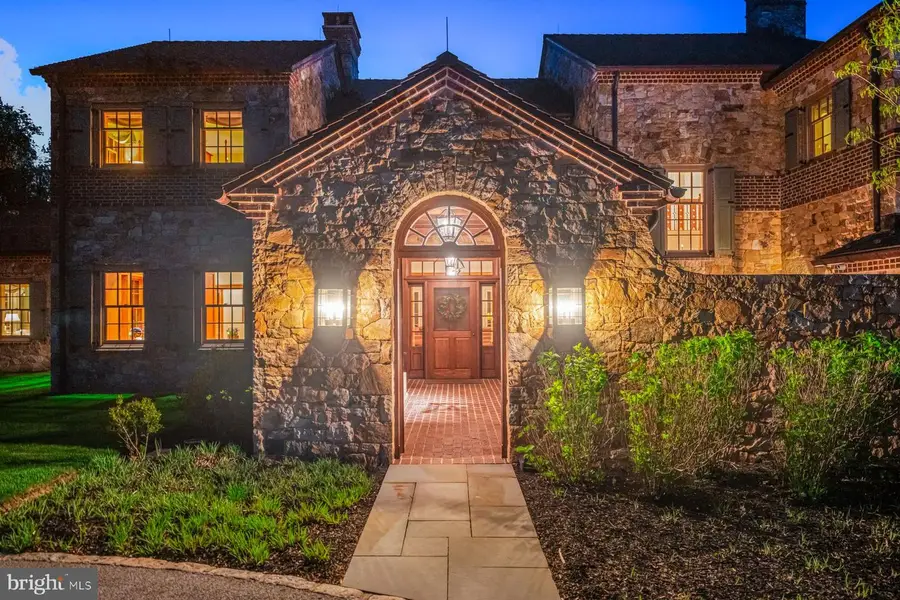 4 Summer Meadow Ln, Malvern, PA 19355 - #2