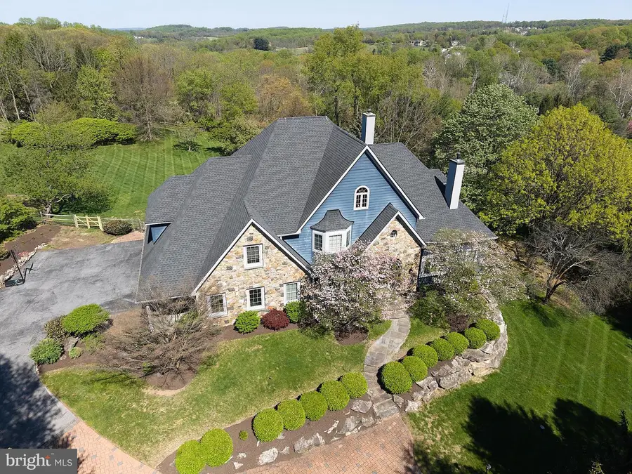 1012 Bodine Rd, Chester Springs, PA 19425 - #2