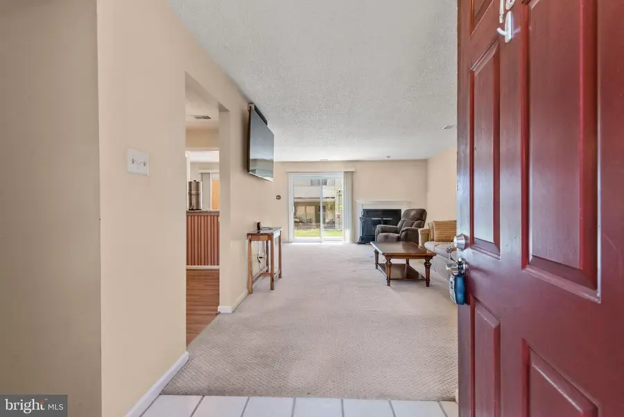 18 Witherspoon Ct, Chesterbrook, PA 19087 - #2