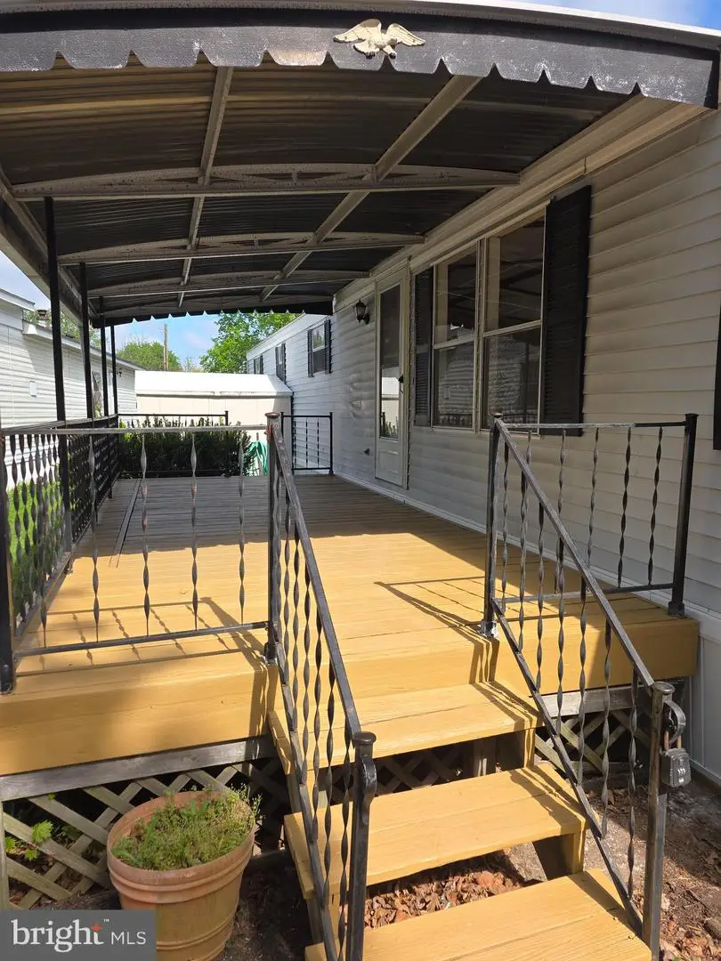 832 Latshaw Rd, Spring City, PA 19475 - #2