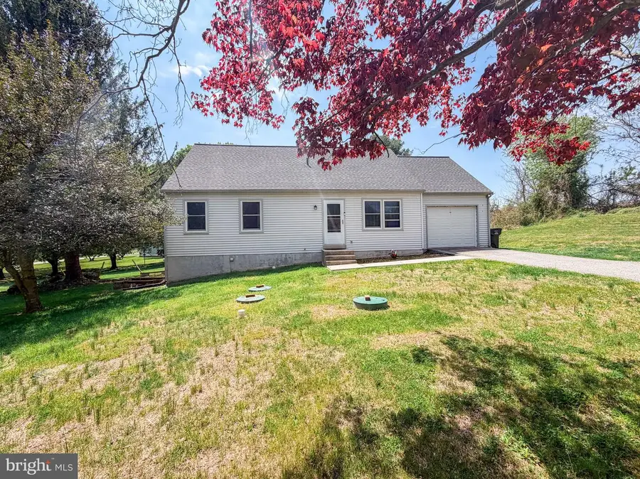 385 Mount Carmel Rd, Coatesville, PA 19320 - #2