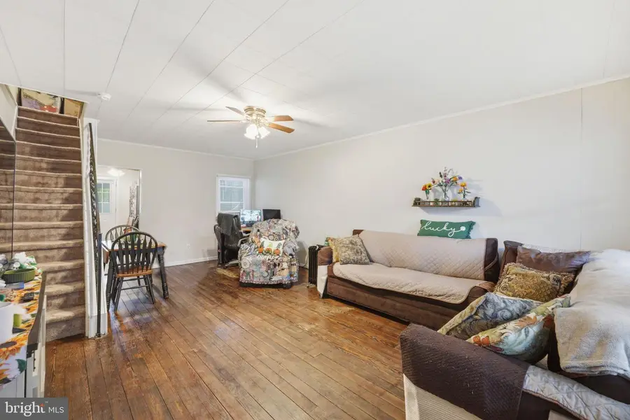 216 Grant St, Parkesburg, PA 19365 - #2