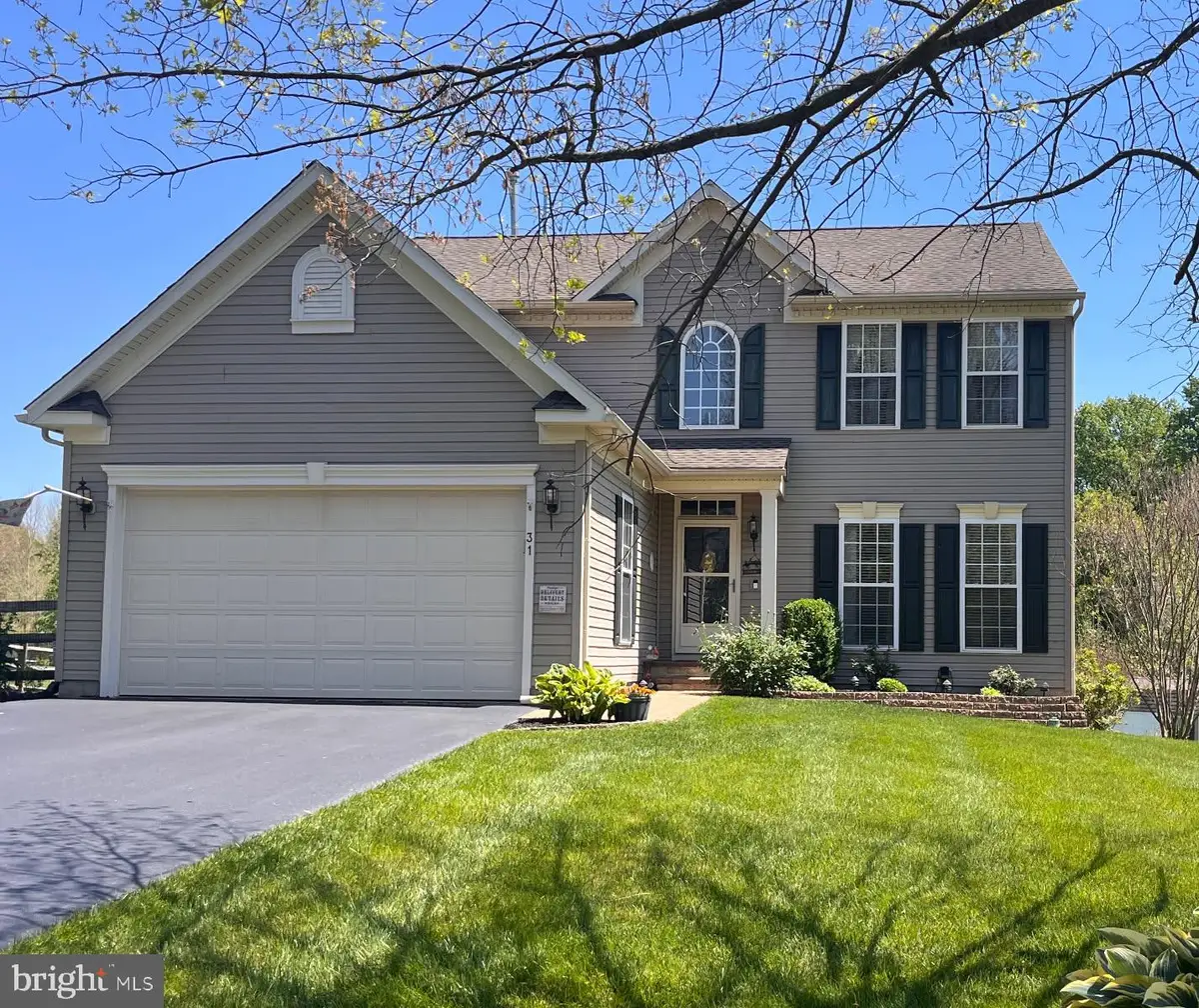 31 Stanford Dr, West Grove, PA 19390 - #1