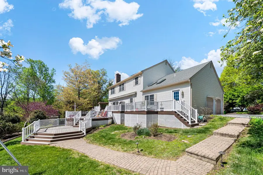 111 Brookhollow Dr, Downingtown, PA 19335 - #2