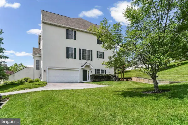 706 Whispering Brooke Dr #706, NEWTOWN SQUARE, PA 19073
