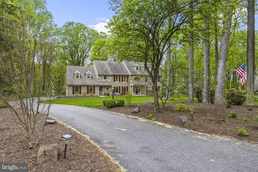 1653 Waterglen Dr, West Chester, PA 19382 - #3