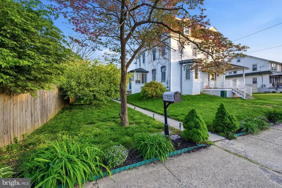 408 Highland Ave, Downingtown, PA 19335 - #2