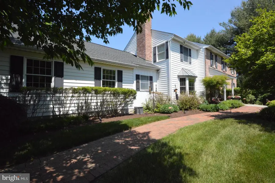 2 Montbard Dr, Chadds Ford, PA 19317 - #2