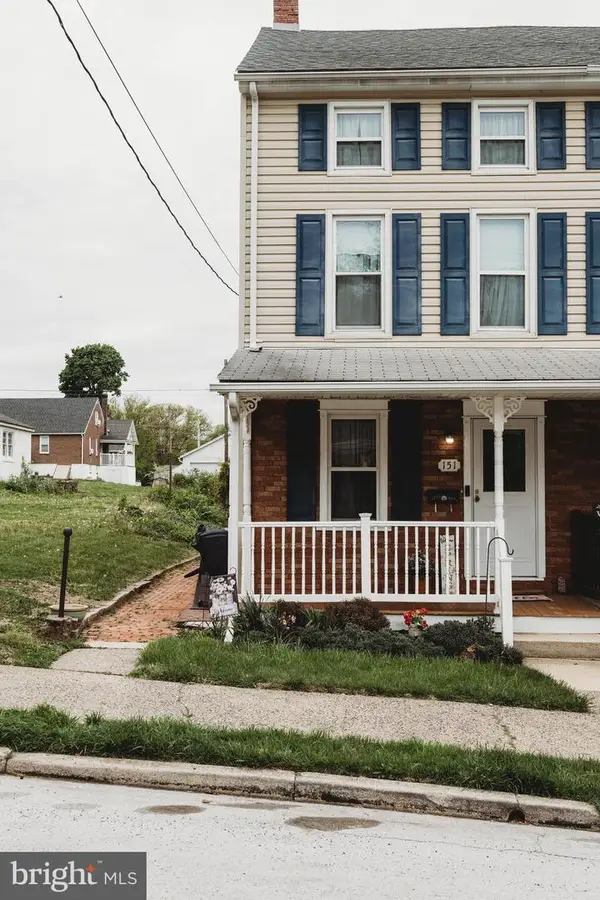 151 Walnut St, SPRING CITY, PA 19475