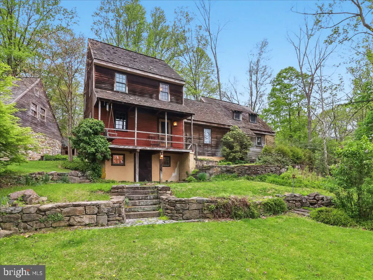 3063 Creek Rd, Honey Brook, PA 19344 - #1