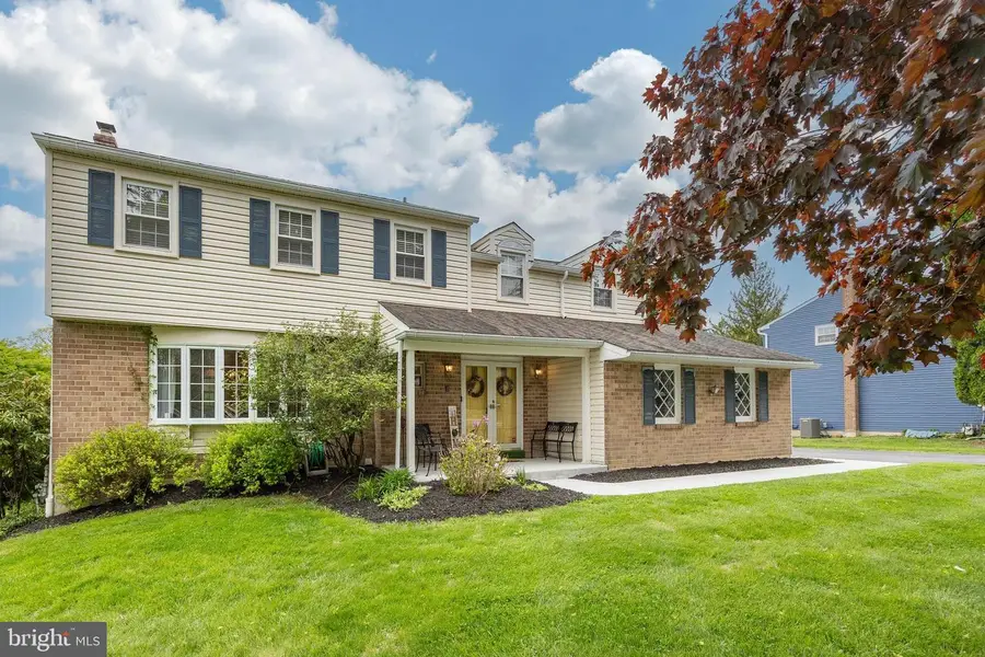 380 Devon Dr, Exton, PA 19341 - #2