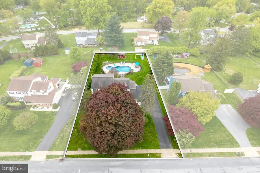 380 Devon Dr, Exton, PA 19341 - #3