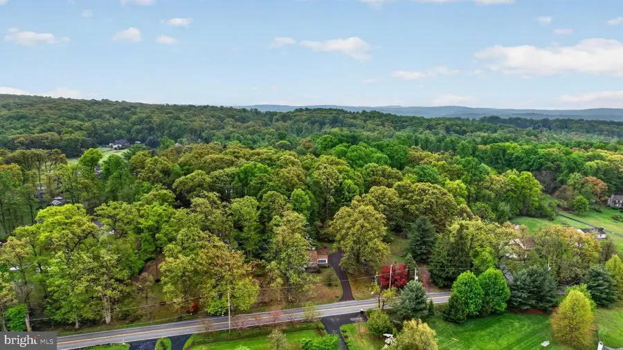 1740 Harmonyville Rd, Pottstown, PA 19465 - #2