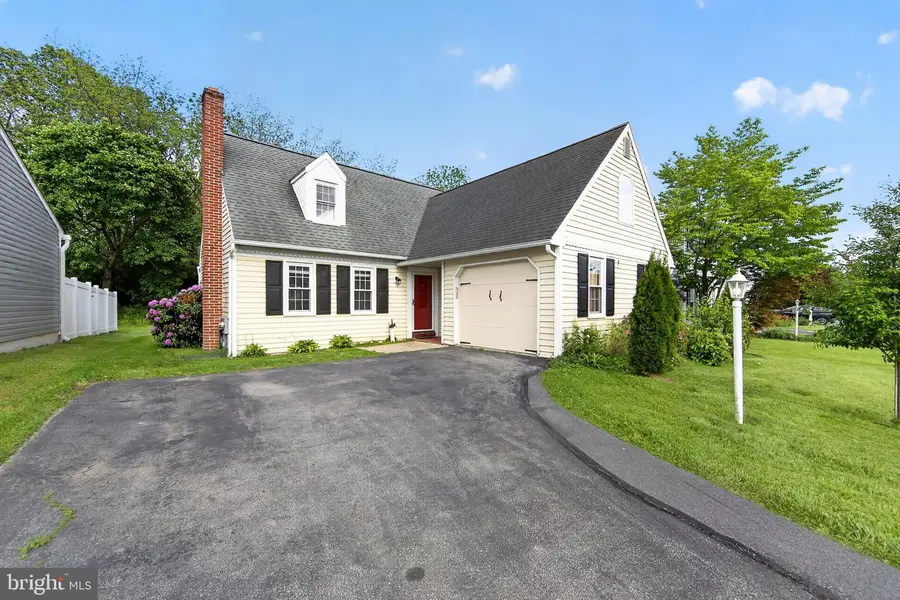 192 Plaza Dr, Downingtown, PA 19335 - #2