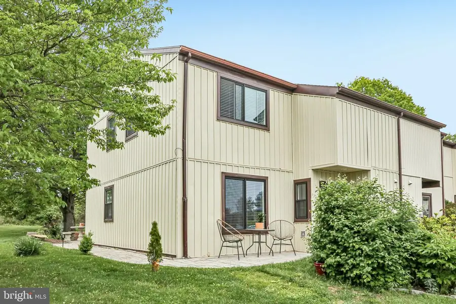 33 Hastings Ct #33, Downingtown, PA 19335 - #2