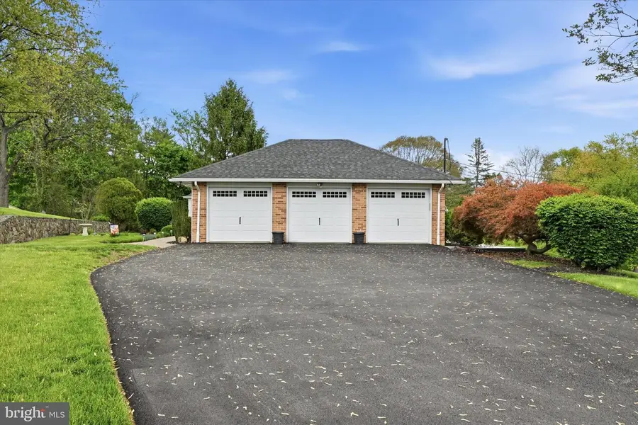 101 Caswallen Dr, West Chester, PA 19380 - #3