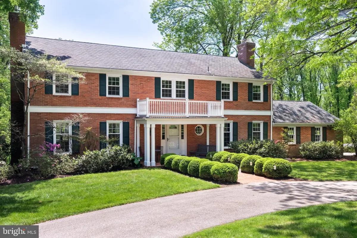 2063 Fox Creek Rd, Berwyn, PA 19312 - #1