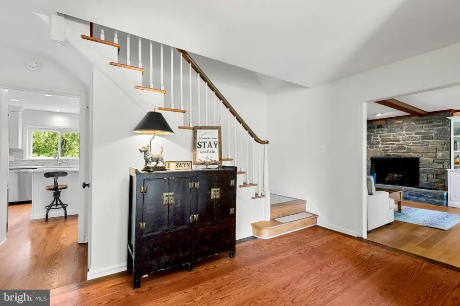 2063 Fox Creek Rd, Berwyn, PA 19312 - #3