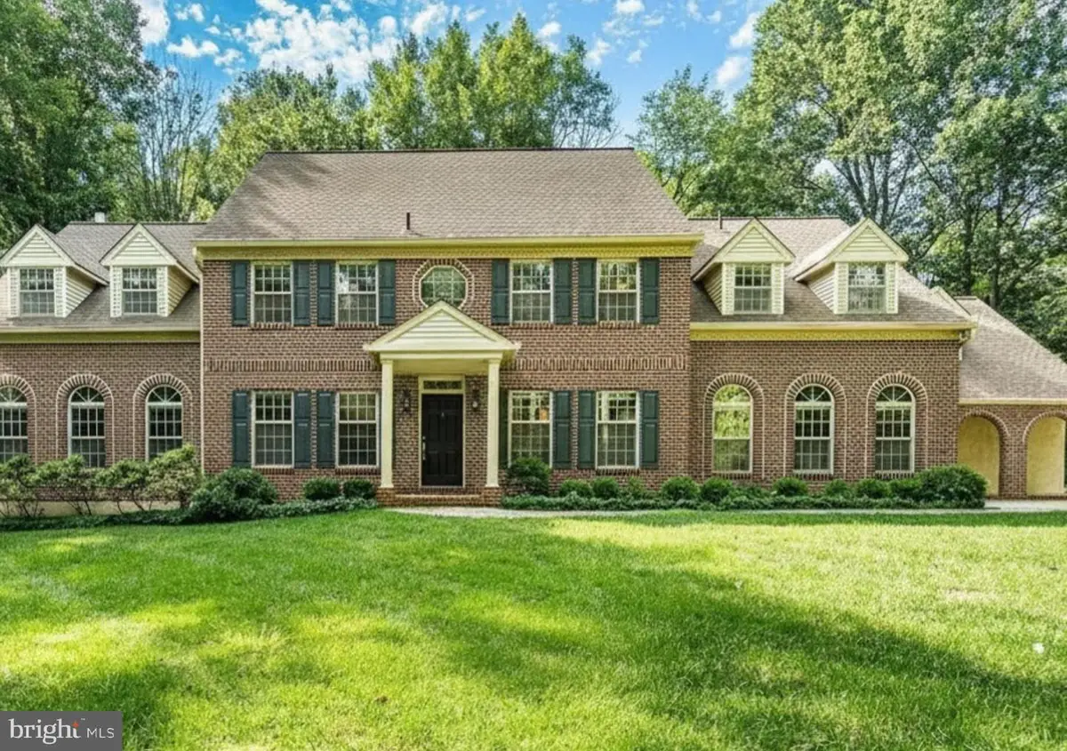 2 Bittersweet Dr, West Chester, PA 19382 - #1
