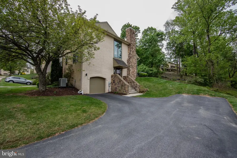 380 Lynetree Dr #7-d, West Chester, PA 19380 - #2