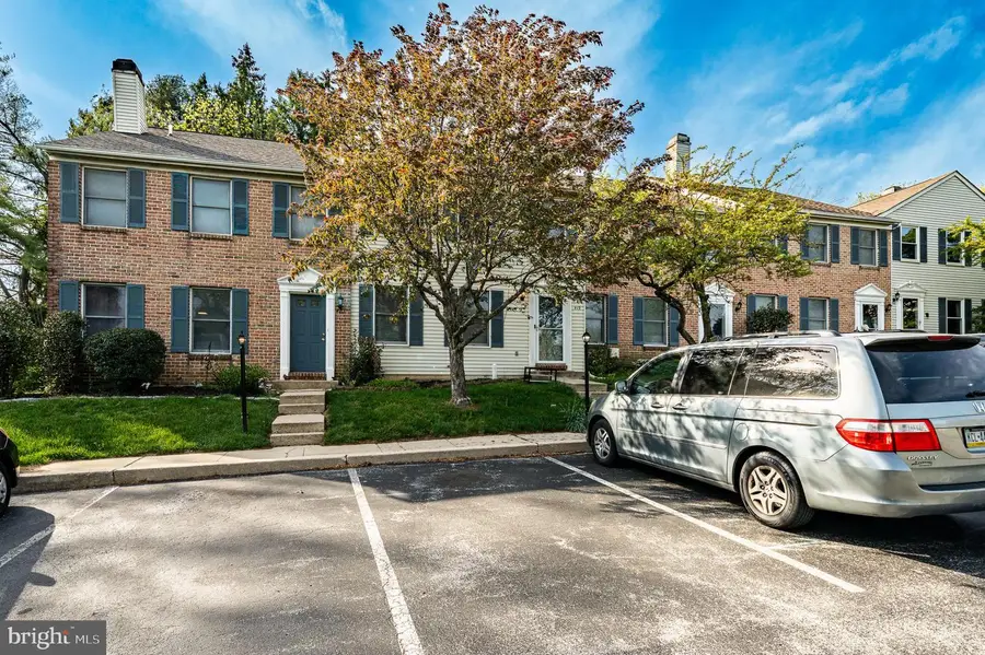 419 Holly Tree Ct, Chester Springs, PA 19425 - #2