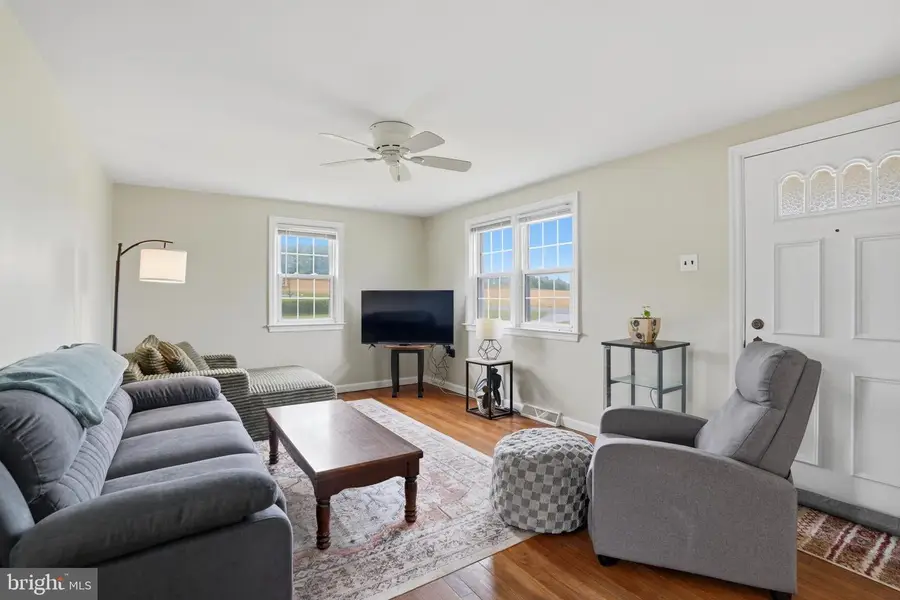 3250 Manor Rd, Coatesville, PA 19320 - #2
