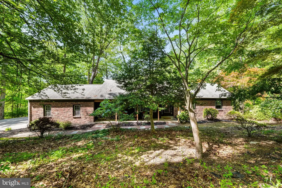 433 Paul Lemen Dr, Emigsville, PA 19481 - #1