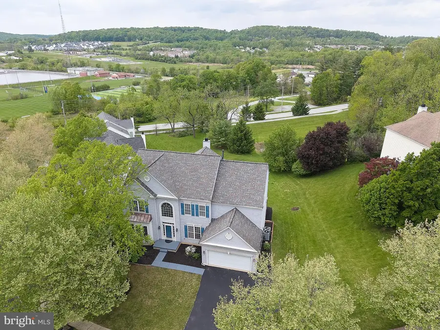 184 Magnolia Dr, Chester Springs, PA 19425 - #3