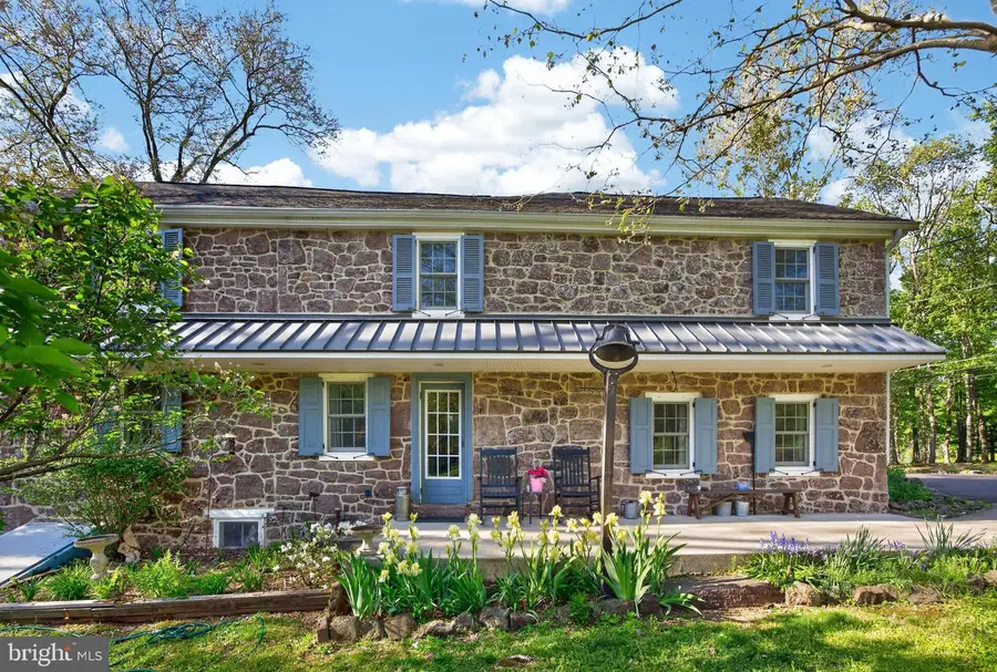 1717 Unionville Rd, Pottstown, PA 19465 - #3