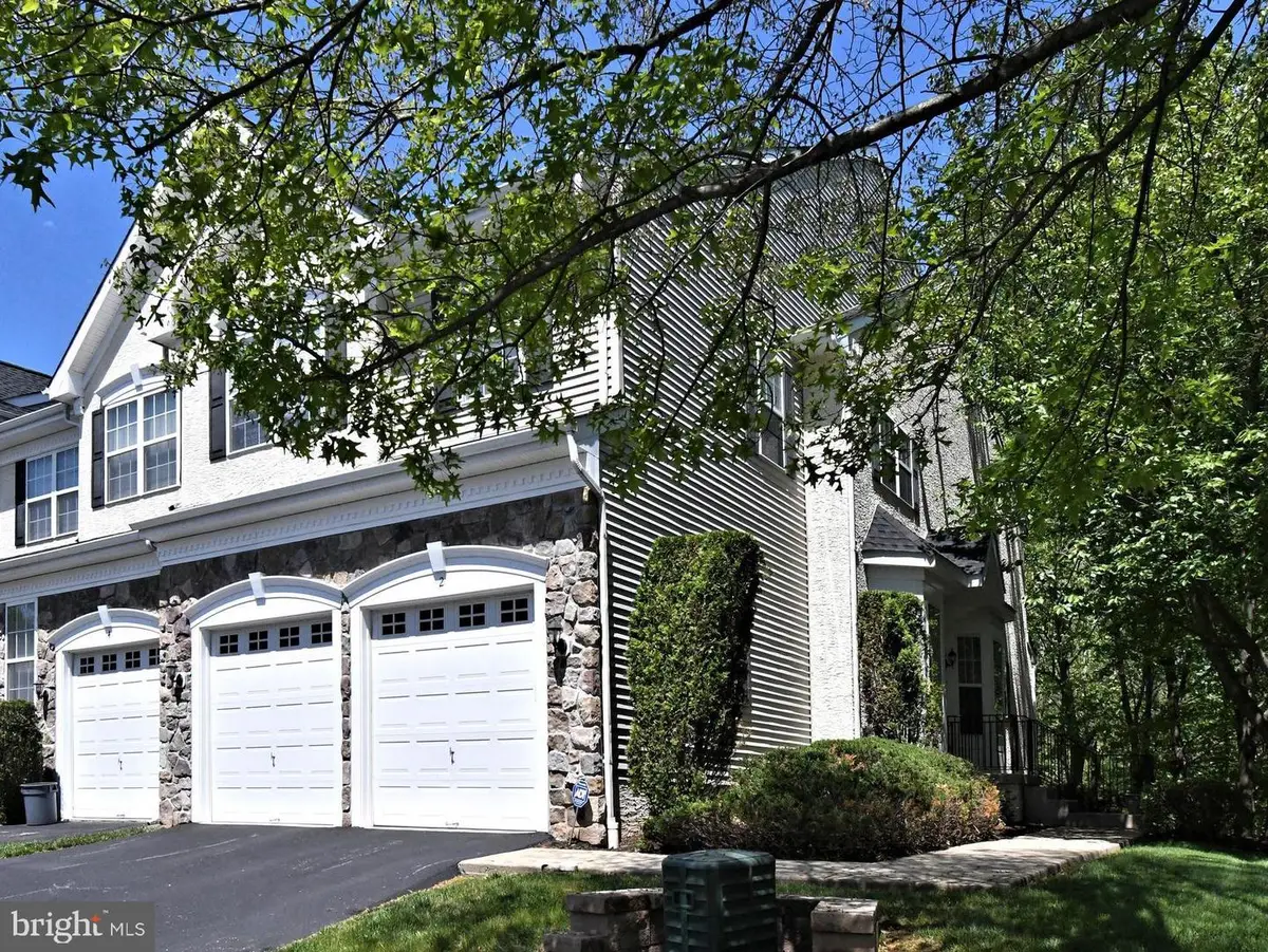2 Longview Ln, Newtown Square, PA 19073 - #1