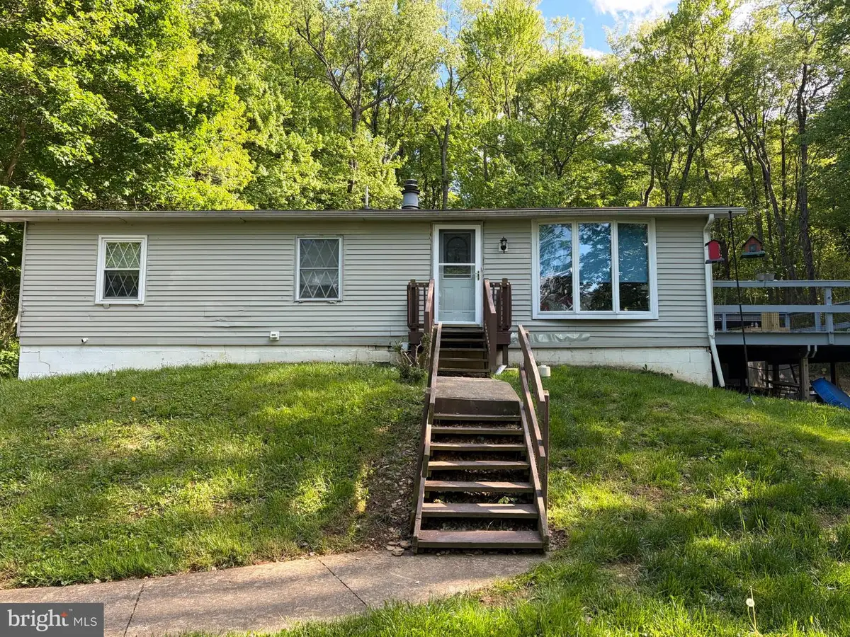 3460 Strasburg Rd, Coatesville, PA 19320 - #1