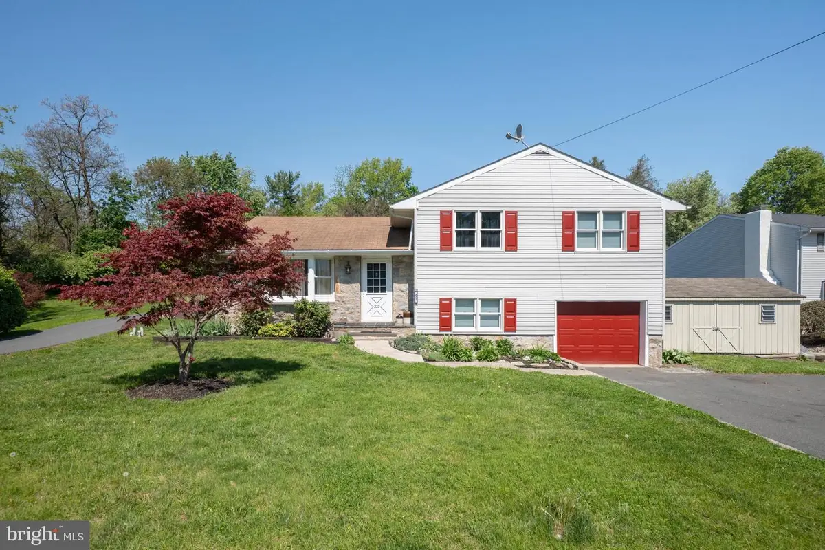 233 Poplar St, Spring City, PA 19475 - #1