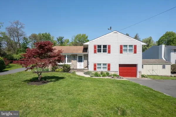 233 Poplar St, SPRING CITY, PA 19475
