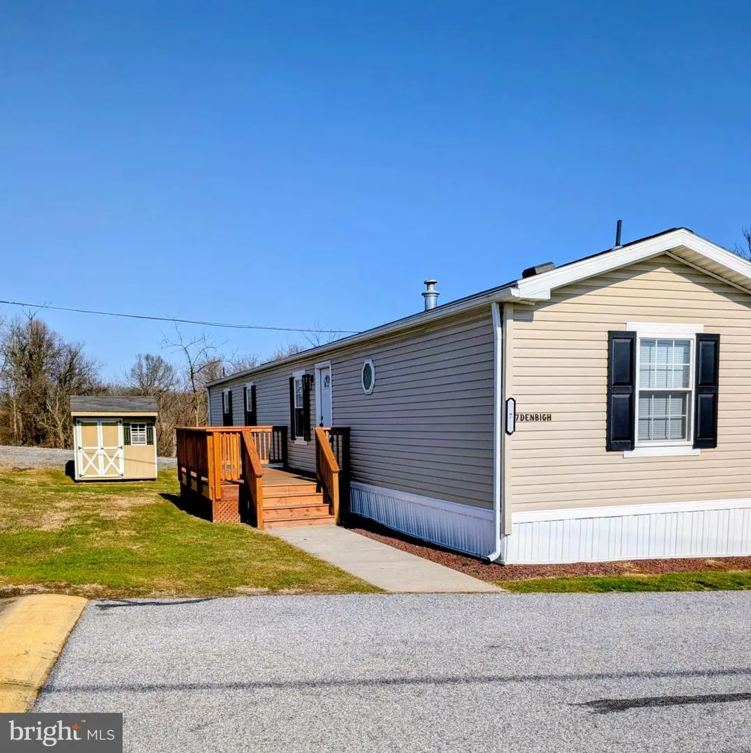 7 Denbigh Ln, Coatesville, PA 19320 - #1