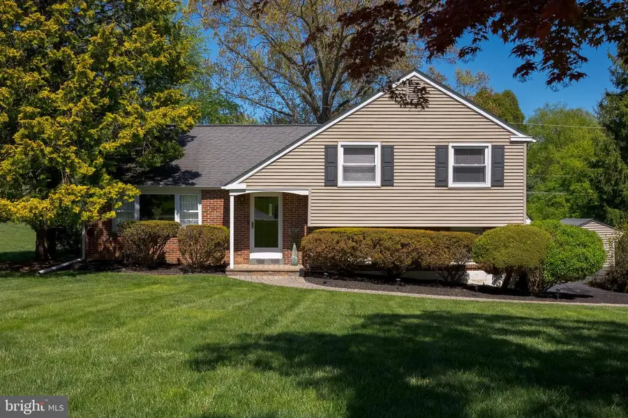 205 Cheyney Dr, West Chester, PA 19382 - #2