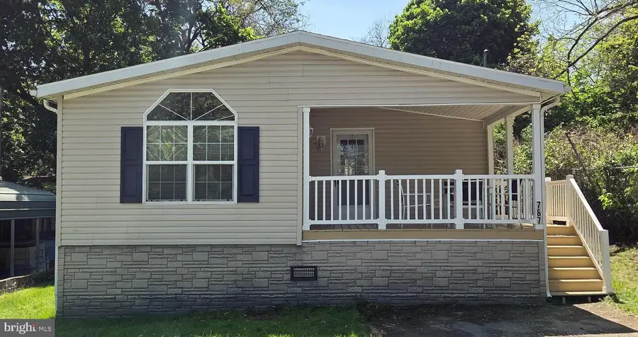 787 W Main St, Coatesville, PA 19320 - #3