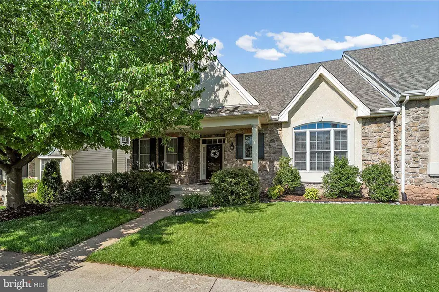 4 N Henley Dr, Avondale, PA 19311 - #2
