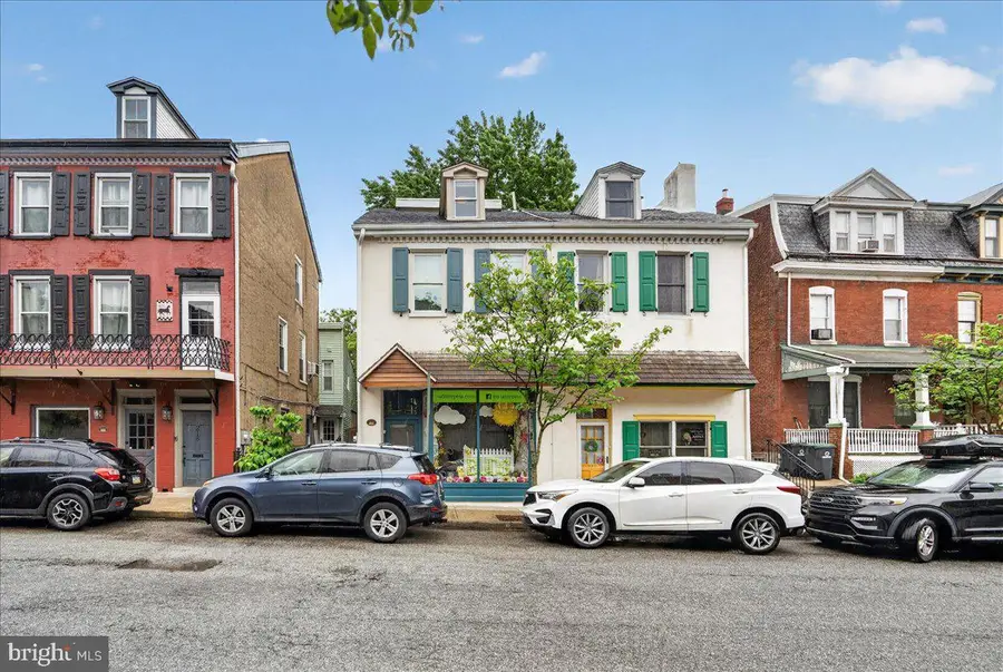 220 Church St, Phoenixville, PA 19460 - #3