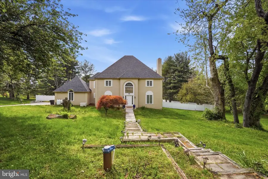 1103 Clover Hill Dr, West Chester, PA 19382 - #2