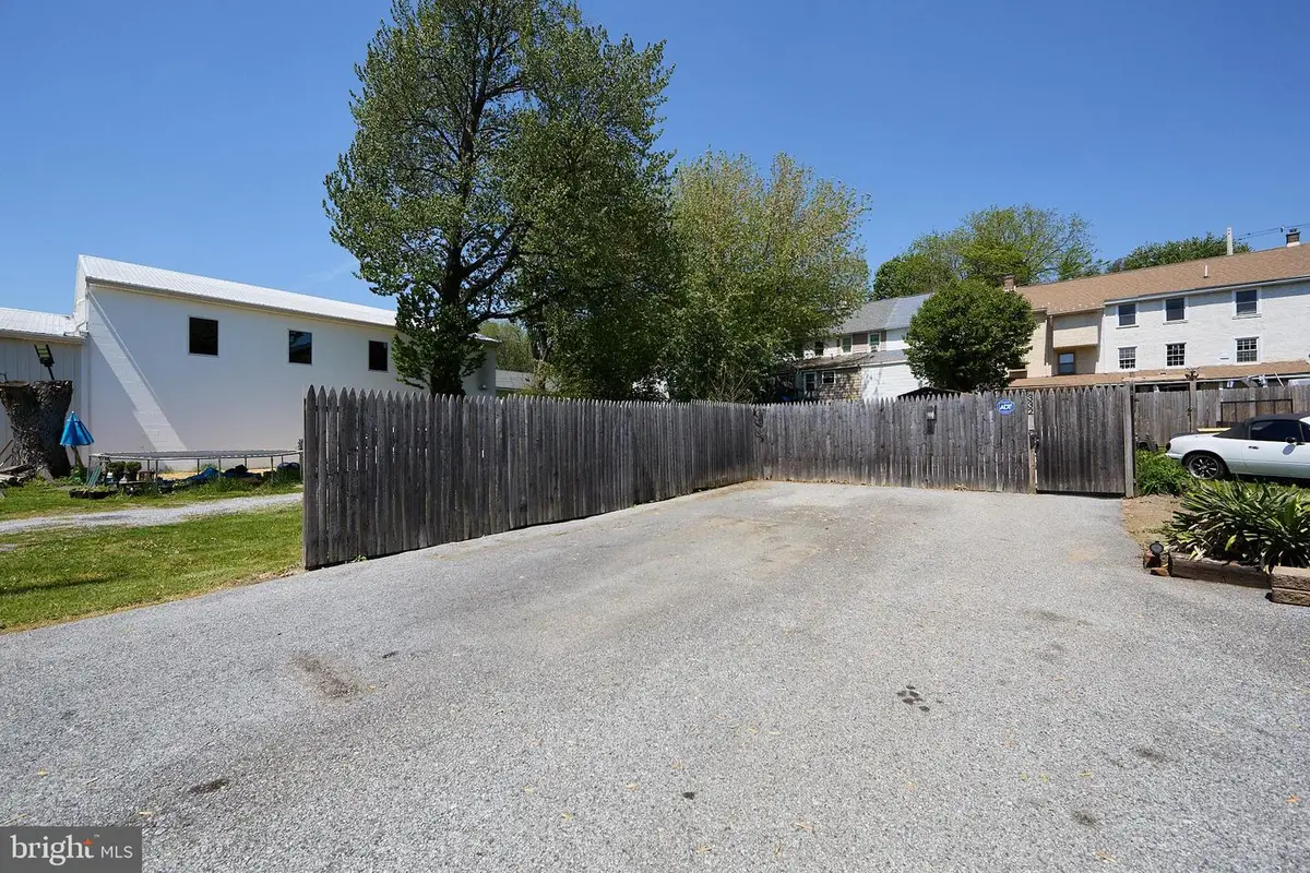 329 Front St, Parkesburg, PA 19365 - #1
