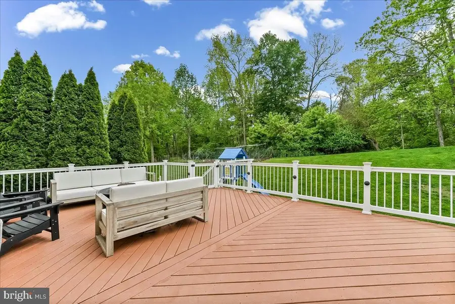509 Radek Ct, West Chester, PA 19382 - #3