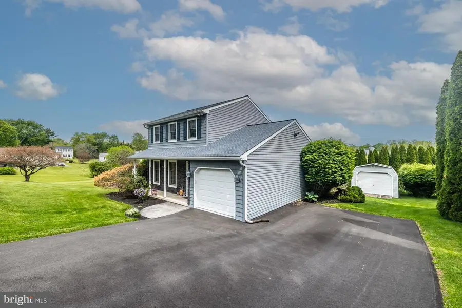 114 Arianna Ln, Coatesville, PA 19320 - #3
