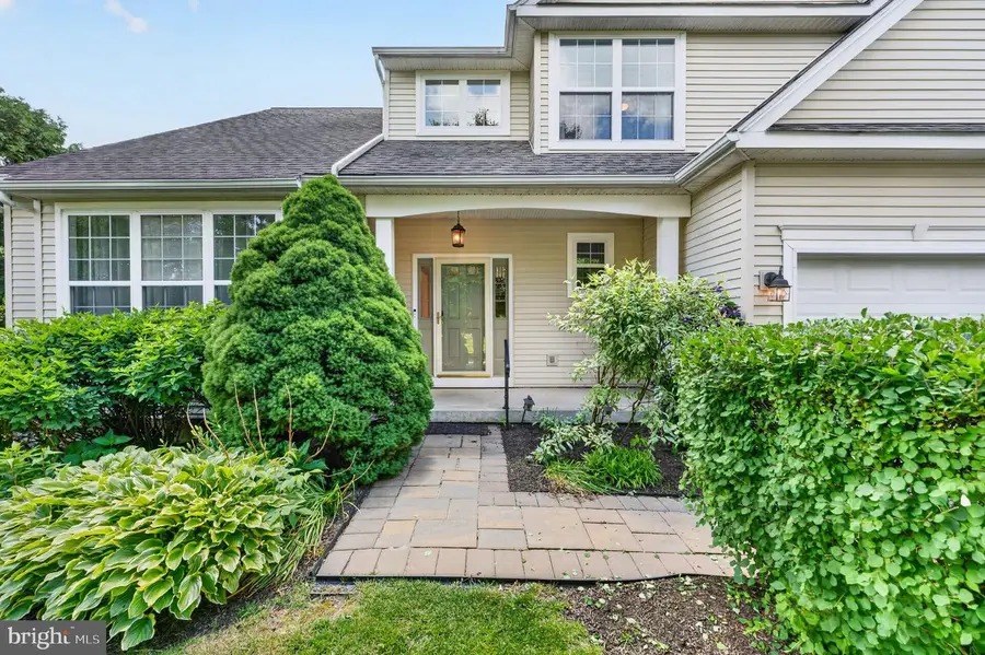 415 Westview Dr, Avondale, PA 19311 - #3