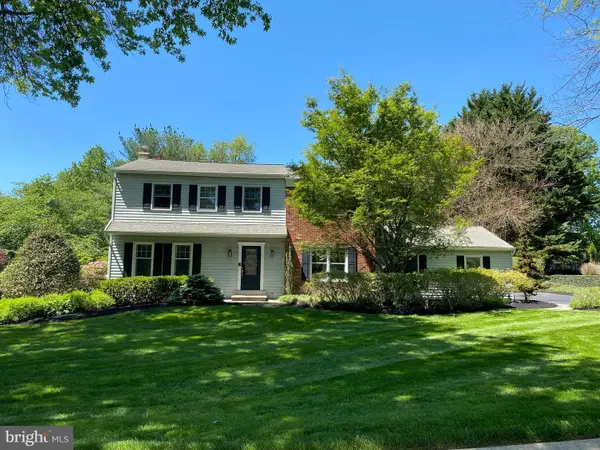 204 Shropshire Dr, WEST CHESTER, PA 19382